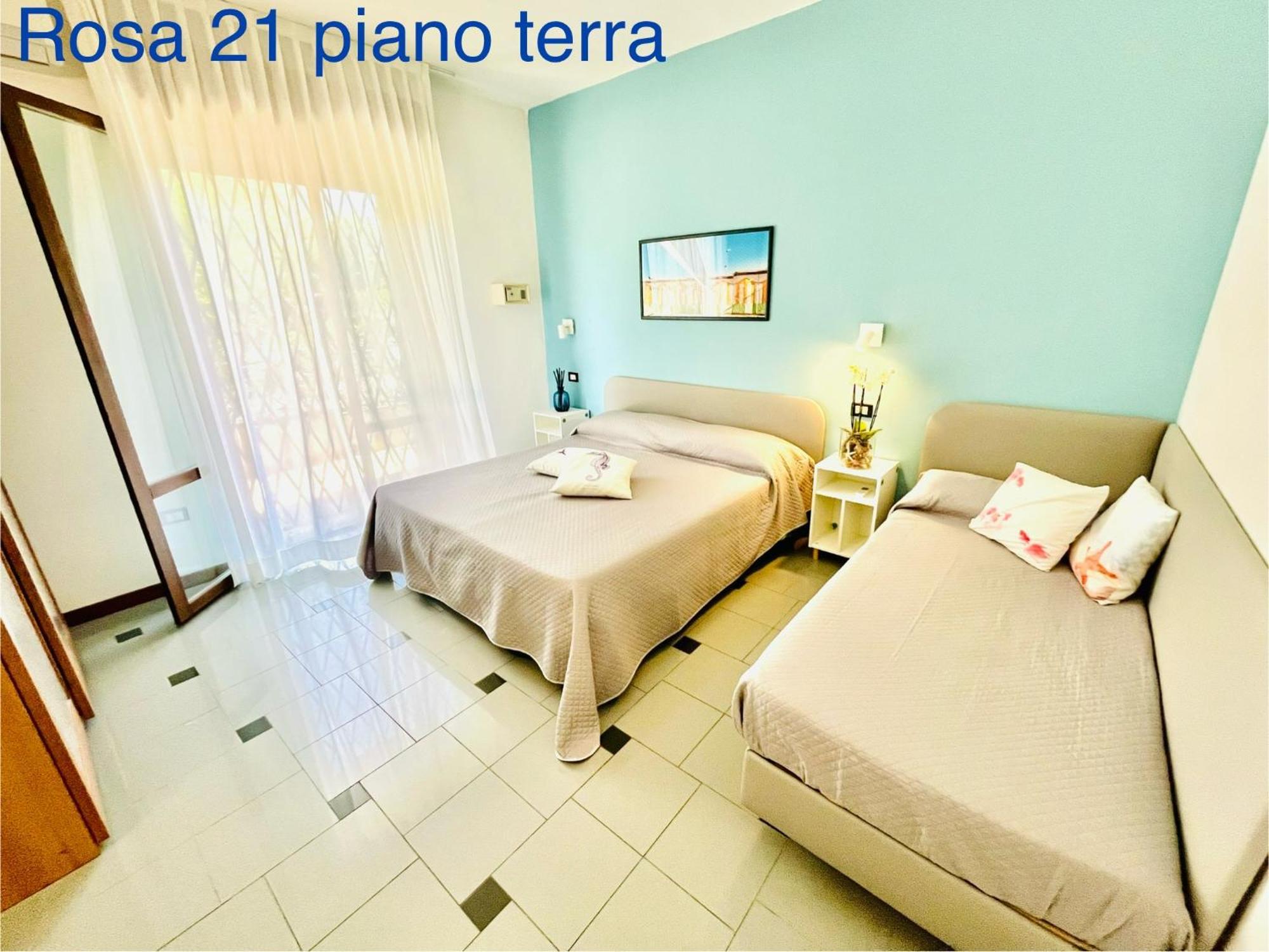 Residence Aries Cesenatico Kültér fotó